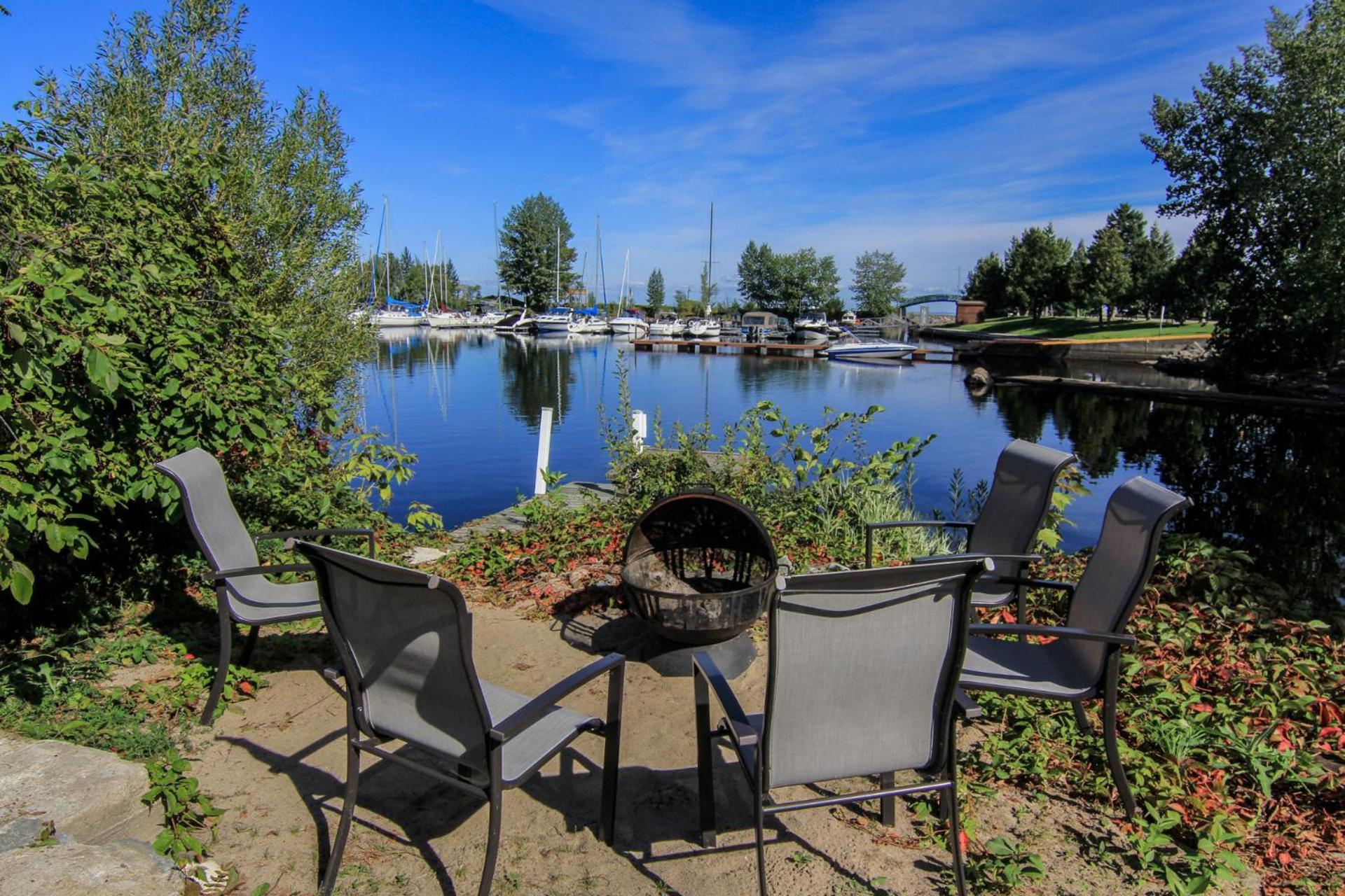 La Perle Rose Du Lac-st-jean Holiday home Roberval